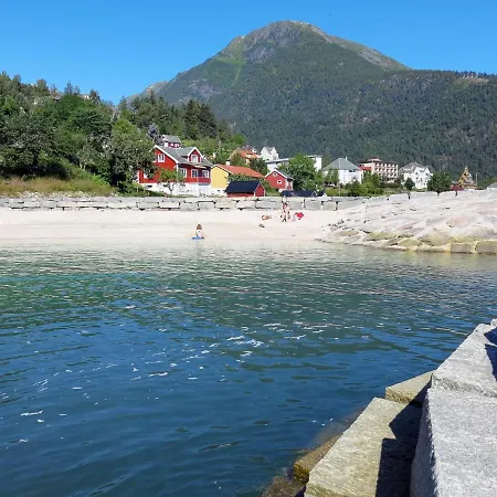 Naustvollen By Interhome Balestrand