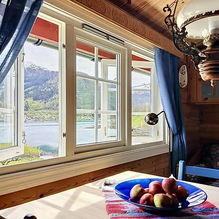 Naustvollen By Interhome Semesterbostad Balestrand